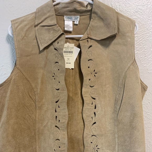 Vest - Picture 1 of 6